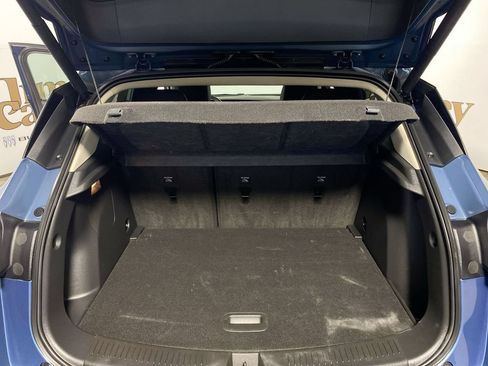 Certified 2024 Buick Encore GX Preferred w/ Comfort Package FWD image 22