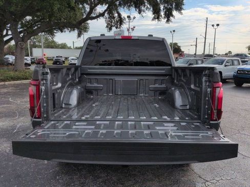 Used 2025 Ford F150 Lariat w/ FX4 Off-Road Package AWD/4WD image 12