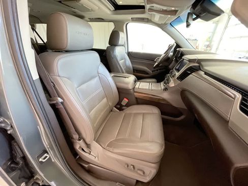 Used 2018 GMC Yukon XL Denali w/ Denali Ultimate Package AWD/4WD image 26