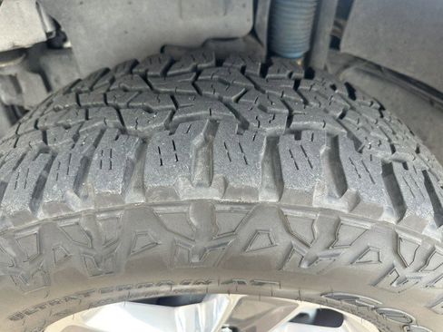 Used 2018 Jeep Wrangler Sahara w/ Connectivity Group image 5