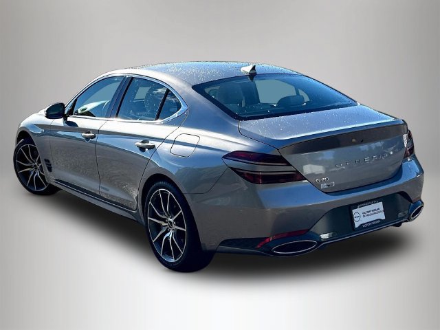 Used 2025 Genesis G70 2.5T RWD image 5
