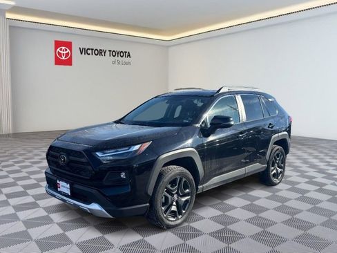 Used 2024 Toyota RAV4 Adventure image 11