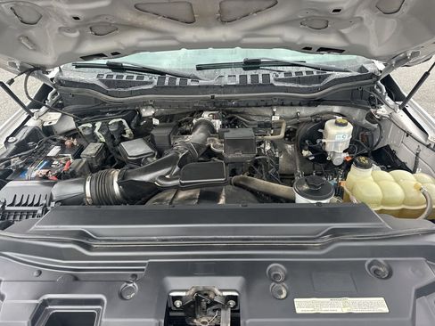 Used 2020 Ford F250 XL w/ Power Equipment Group image 28