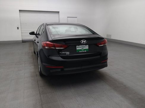 Used 2018 Hyundai Elantra SE FWD image 6