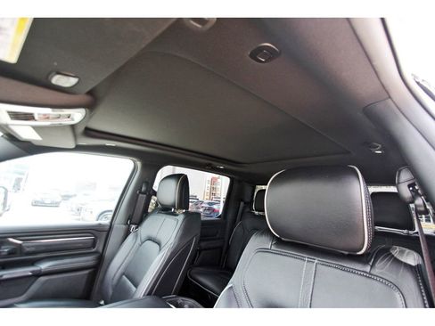 Used 2024 RAM 1500 Limited AWD/4WD image 13