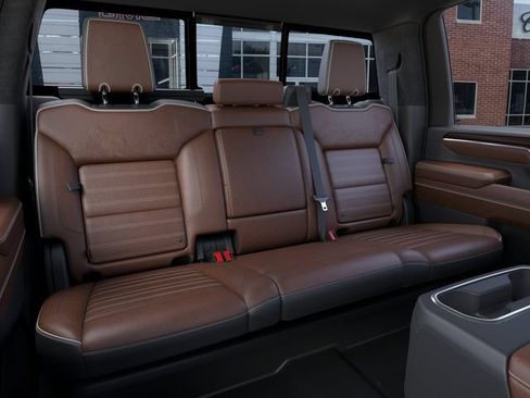 New 2026 GMC Sierra 2500 Denali Ultimate AWD/4WD image 17