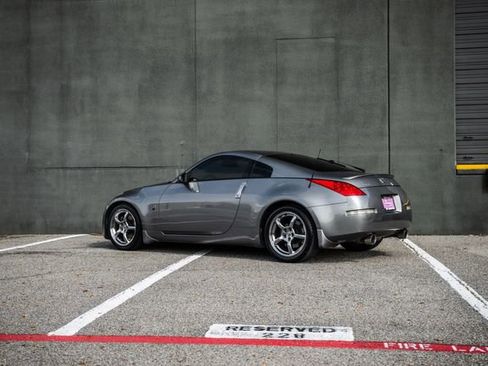 Used 2008 Nissan 350Z Enthusiast w/ Cargo Convenience Pkg image 40