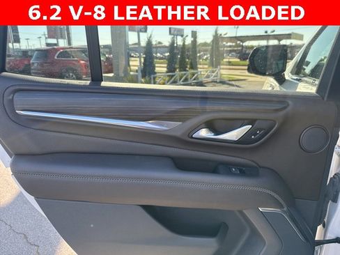 Used 2022 GMC Yukon Denali w/ Denali Ultimate Package image 11