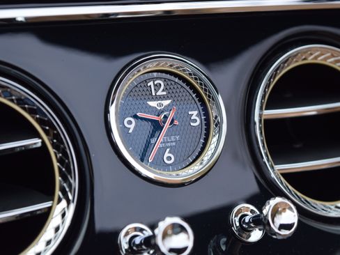 Used 2020 Bentley Continental GT image 42