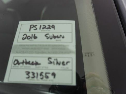 Used 2016 Subaru Outback 2.5i Limited image 40