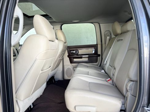 Used 2015 RAM 3500 Laramie image 21