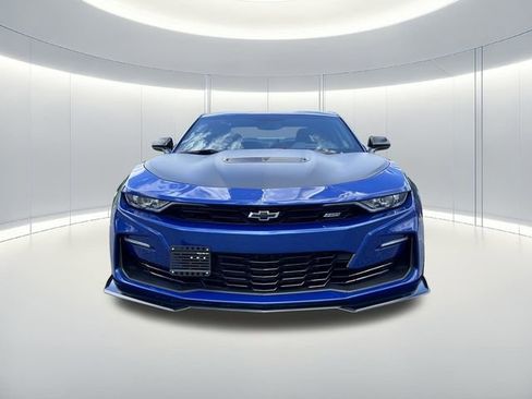 Used 2021 Chevrolet Camaro SS RWD image 8