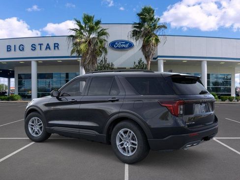 New 2026 Ford Explorer Active w/ Active Comfort Package image 5