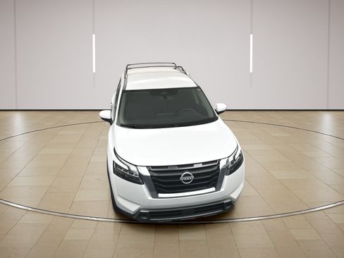 Certified 2025 Nissan Pathfinder SV FWD image 31