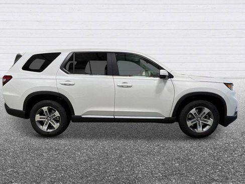 New 2025 Honda Pilot EX-L image 8