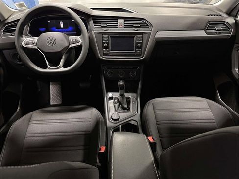 Used 2022 Volkswagen Tiguan S image 17