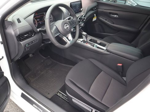 New 2025 Nissan Sentra SV w/ All-Weather Package image 13