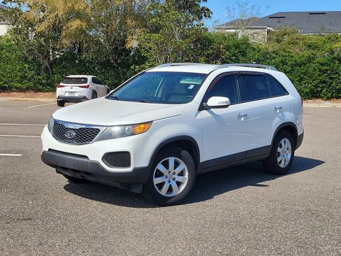 Used 2012 Kia Sorento LX image 1