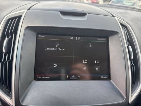 Used 2015 Ford Edge SEL w/ Equipment Group 201A AWD/4WD image 19