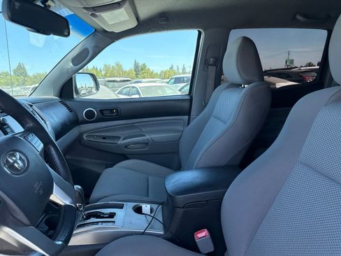Used 2013 Toyota Tacoma 4x4 Double Cab w/ TRD Off-Road Pkg image 20
