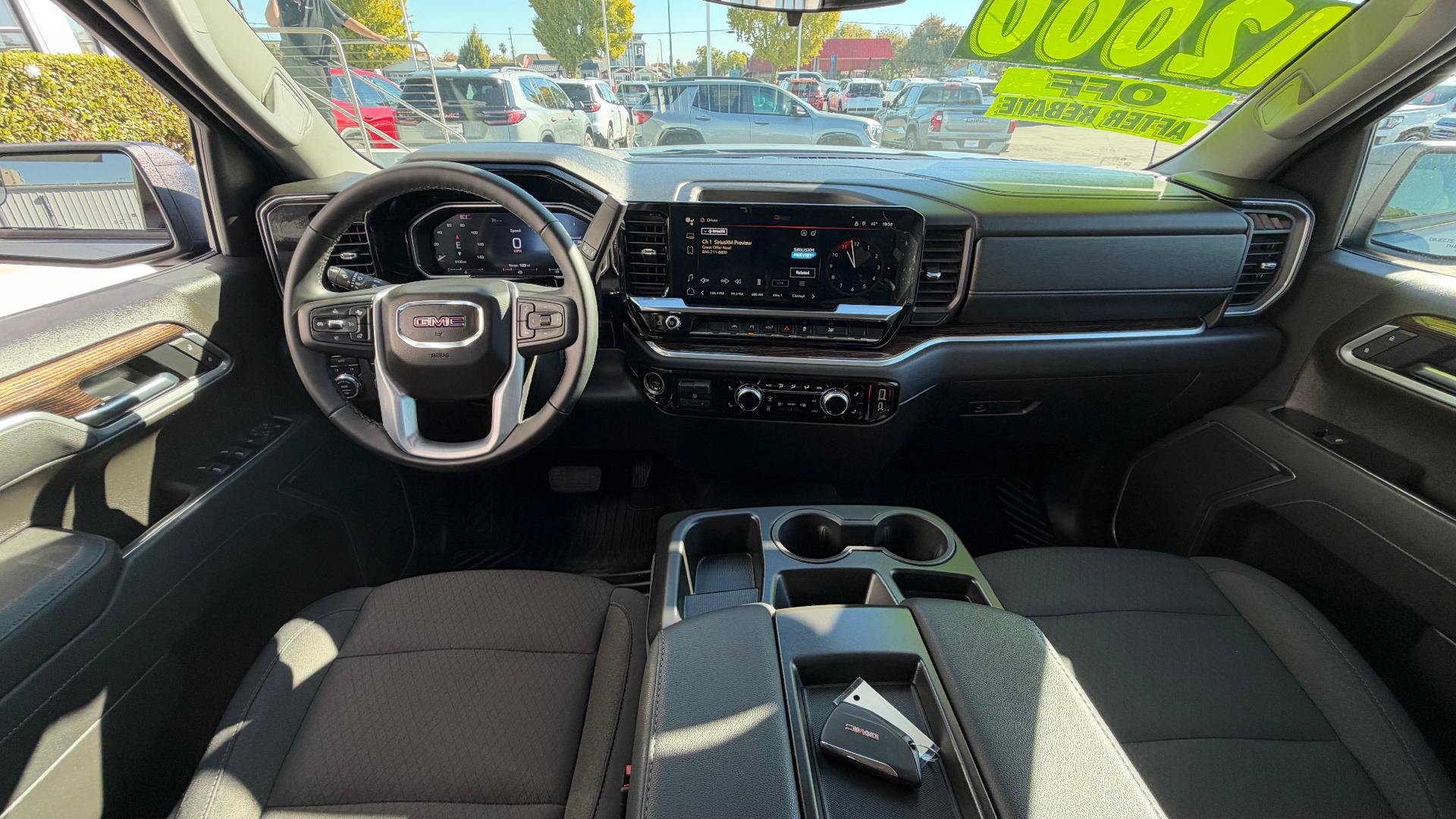 Used 2026 GMC Sierra 1500 Elevation AWD/4WD image 9