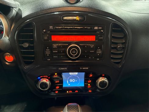 Used 2013 Nissan Juke SV image 15