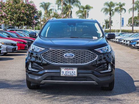 Used 2023 Ford Edge SEL w/ Convenience Package AWD/4WD image 2