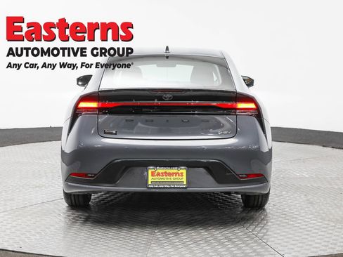 Used 2024 Toyota Prius LE image 6