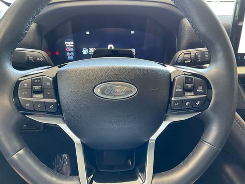 Used 2025 Ford Explorer Platinum w/ LUX Leather Package AWD/4WD image 11