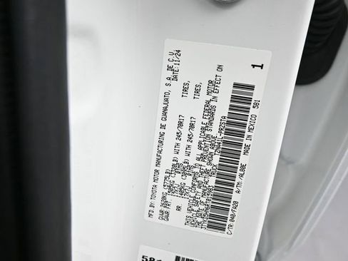 Used 2024 Toyota Tacoma SR image 18