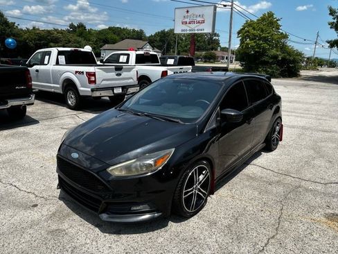 Used 2015 Ford Focus ST w/ Equipment Group 402A FWD image 1