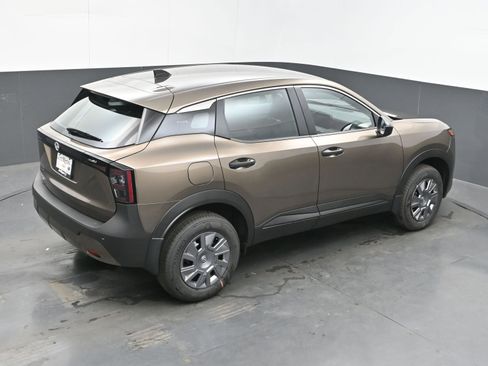 New 2026 Nissan Kicks S image 35