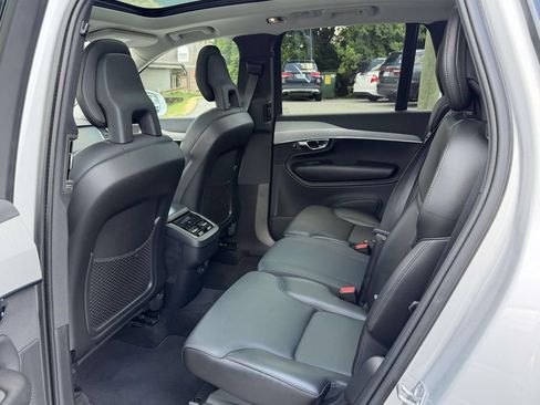 Used 2021 Volvo XC90 T5 Momentum w/ Advanced Package FWD image 15