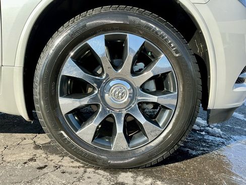 Used 2017 Buick Enclave Premium w/ Experience Buick Package image 12