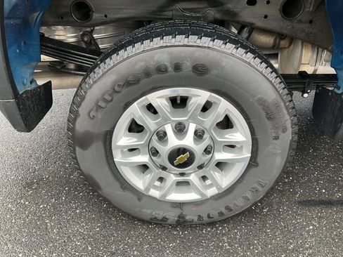 Certified 2025 Chevrolet Silverado 2500 LT w/ Convenience Package image 9