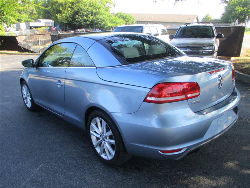 Used 2013 Volkswagen Eos Komfort FWD image 19