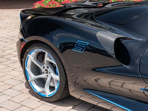 Used 2021 McLaren Elva RWD image 15