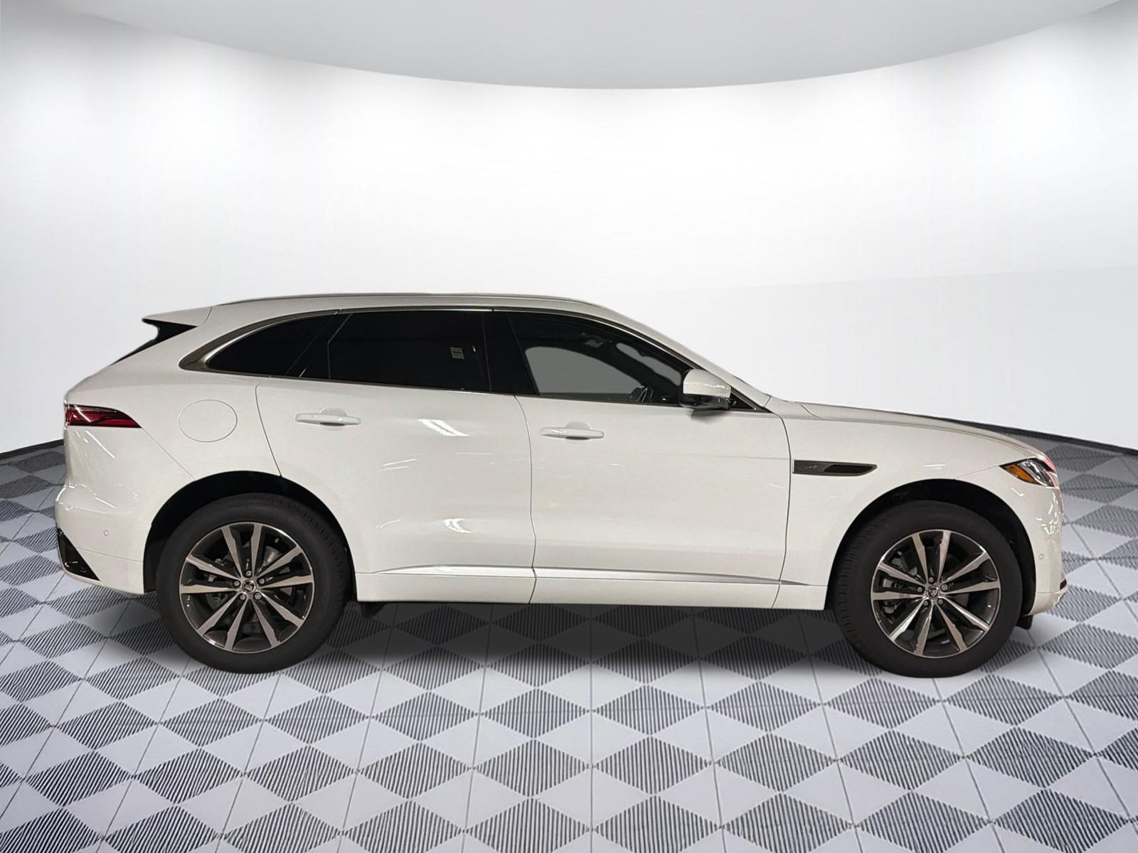 New 2026 Jaguar F-PACE R-Dynamic S AWD/4WD image 8