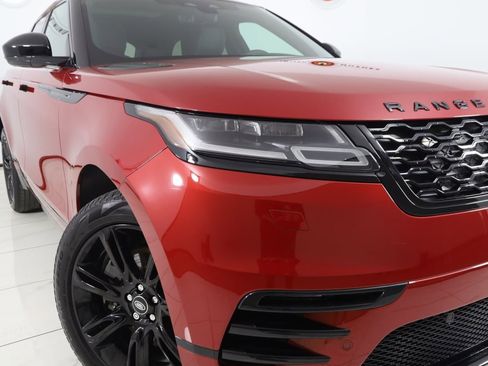 Used 2023 Land Rover Range Rover Velar R-Dynamic S image 18