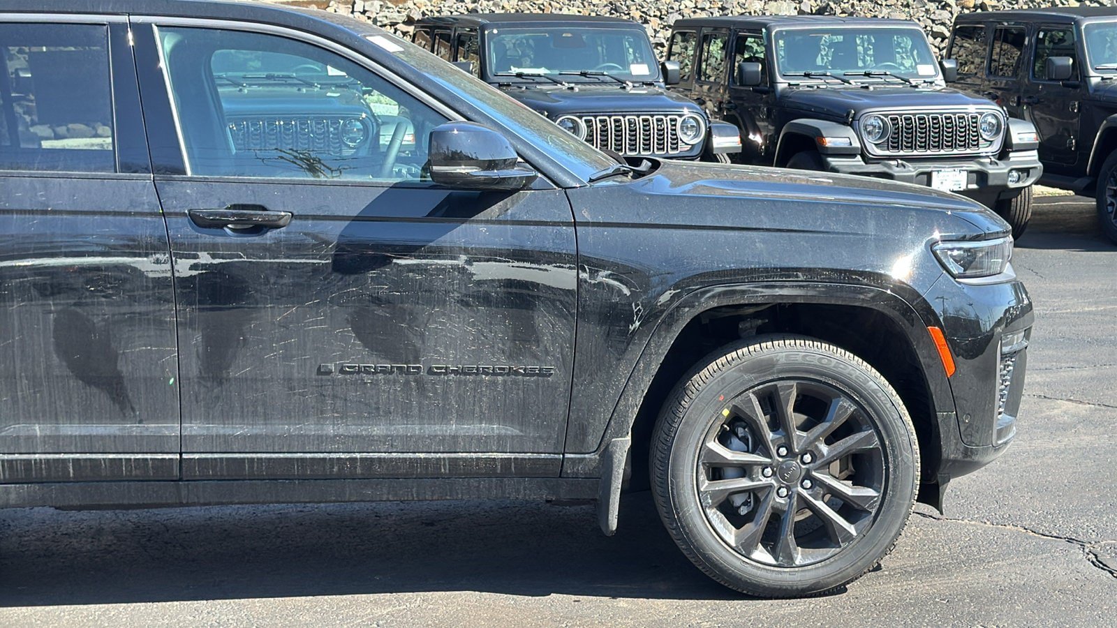 New 2026 Jeep Grand Cherokee Limited AWD/4WD image 5