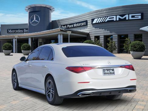 Used 2022 Mercedes-Benz S 580 4MATIC Sedan image 4
