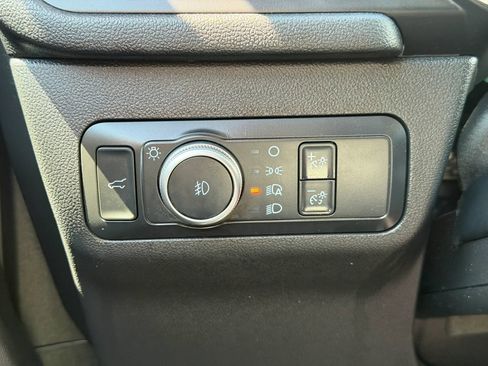 Used 2021 Ford Escape SEL AWD/4WD image 32