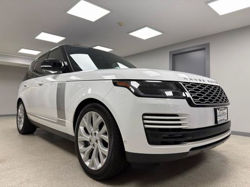 Used 2020 Land Rover Range Rover HSE AWD/4WD image 4