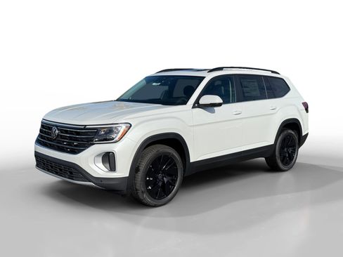 New 2026 Volkswagen Atlas SE image 1