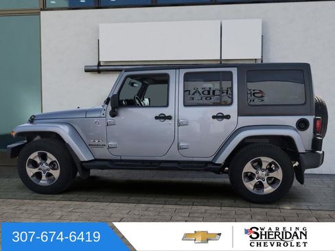 Used 2017 Jeep Wrangler Unlimited Sahara w/ Connectivity Group image 5
