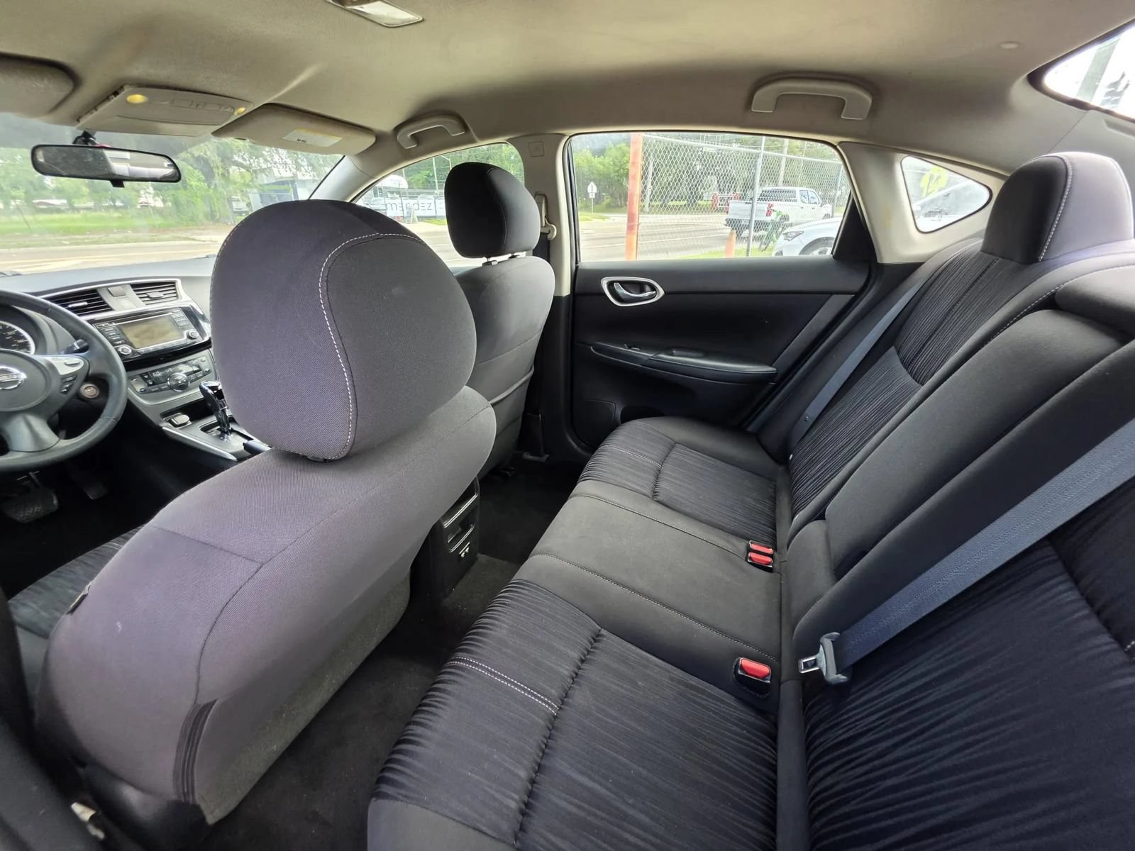 Used 2018 Nissan Sentra SV FWD image 11