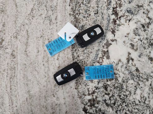 Used 2013 BMW 128i Convertible image 19