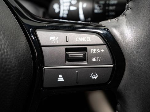 Certified 2024 Honda HR-V EX-L image 33