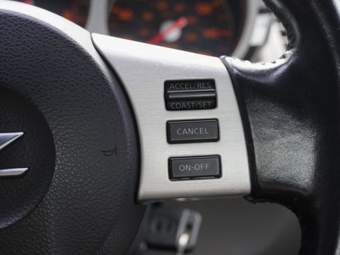Used 2007 Nissan 350Z Touring RWD image 22