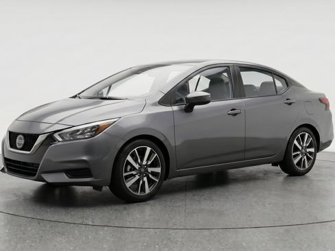 Used 2025 Nissan Versa SV FWD image 3